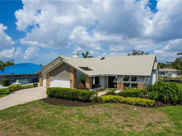 851 Hatchee Vista Ln, Fort Myers, FL 33919