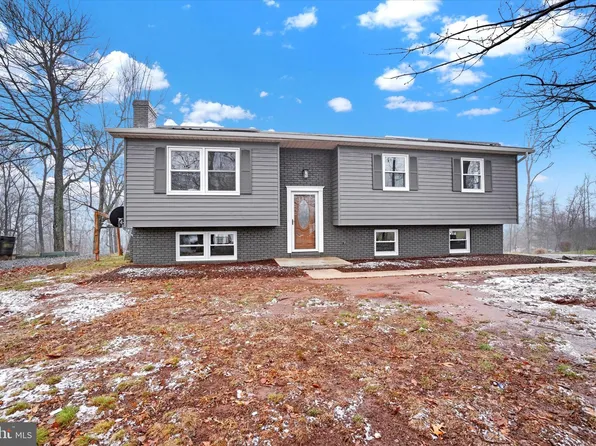 1695 Erney Rd, Dover, PA 17315