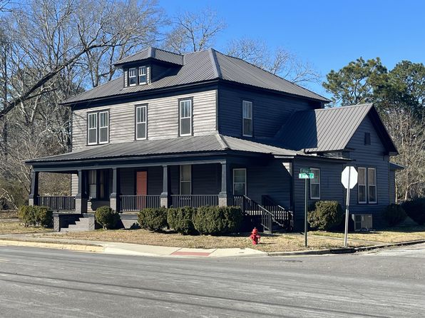 200A W Academy St #1, Robersonville, NC 27871