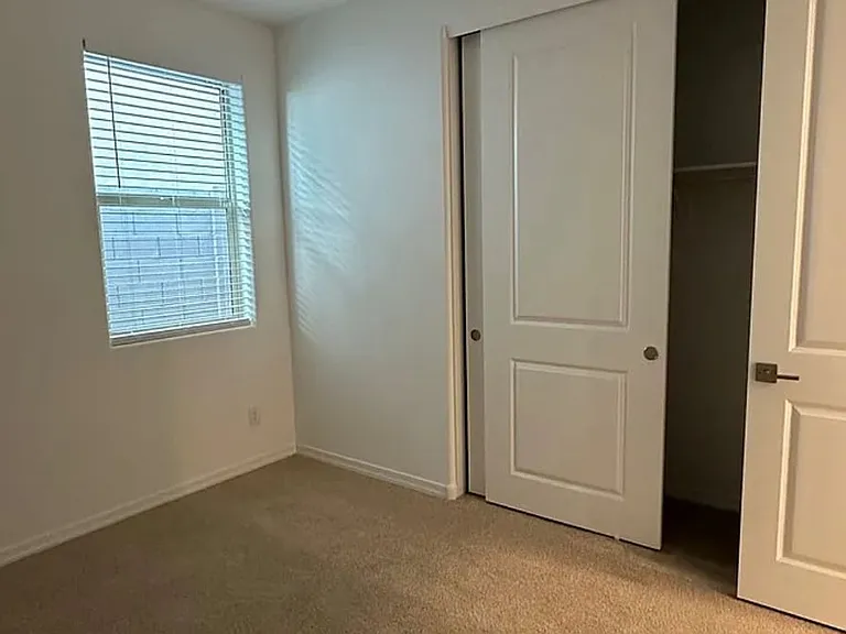 13367 W Eagle Feather Rd — Photo 12