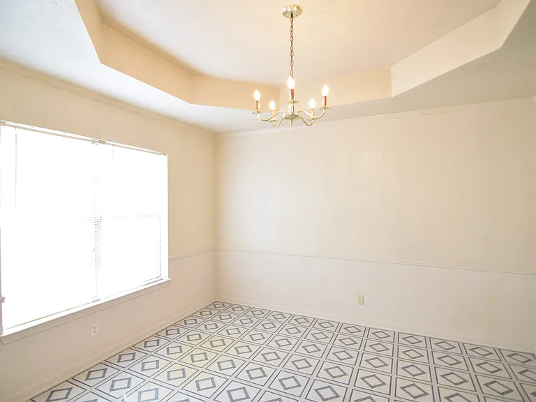 4201 Carolyn Dr — Photo 9