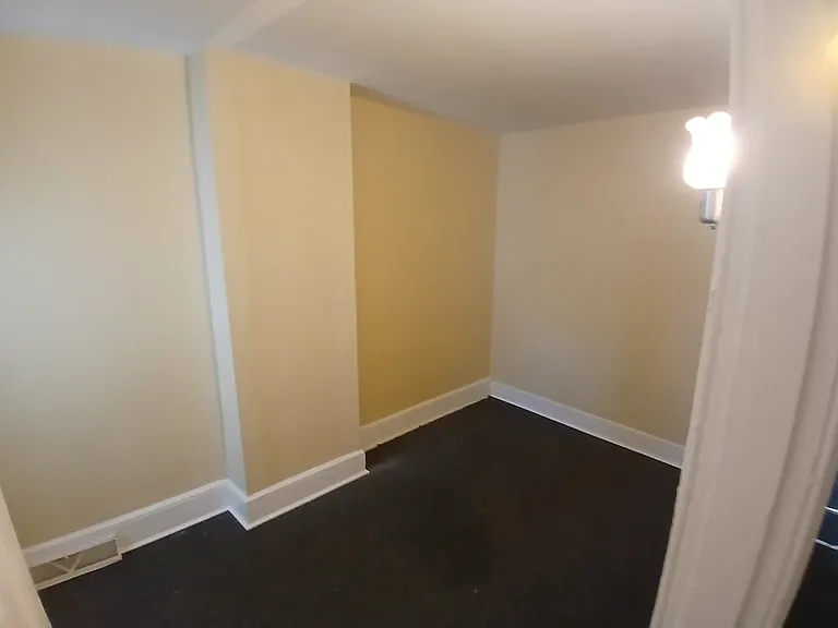 1117 Pleasant St — Photo 22