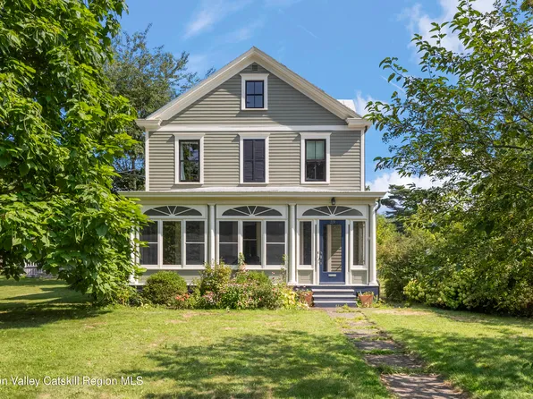 39 Broad Street, Kinderhook, NY 12106