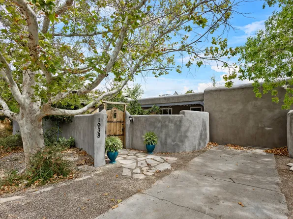 1938 Truman St NE, Albuquerque, NM 87110