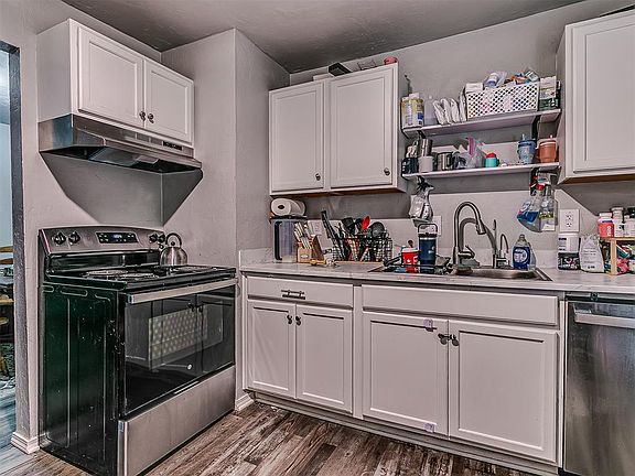4th image of 990936 S Candlewood Ln
