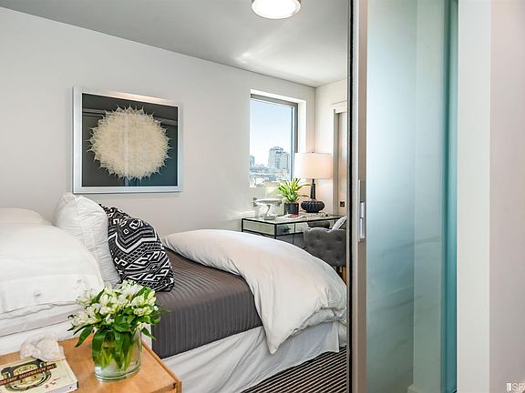 5th image of 1238 Sutter St #203