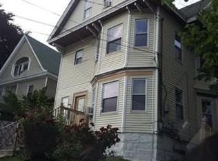 565 Haverhill St, Lawrence, MA 01841