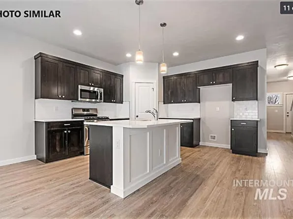 120 NE 3rd St, Fruitland, ID 83619