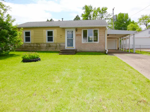 21 Hialeah Dr, Peoria, IL 61607