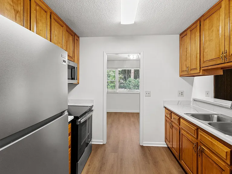 3108 Briarwood Dr — Photo 18