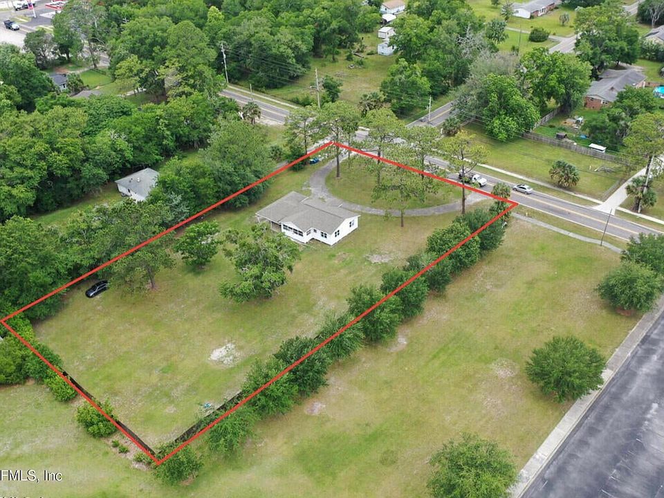 1st image of 2604 NEW BERLIN Road