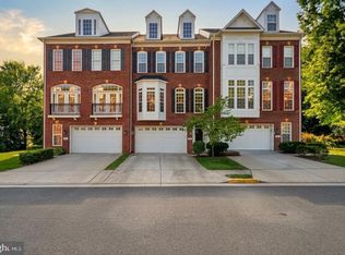 4370 Patriot Park Ct, Fairfax, VA 22030