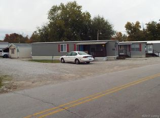 430 N 3rd St TRLR 7, Scottsburg, IN 47170