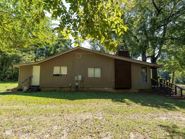 489 River Dr, Heber Springs, AR 72543