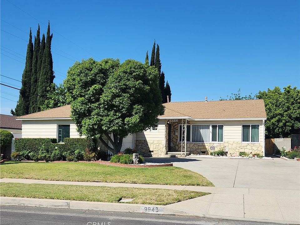 1st image of 9943 Kester Ave