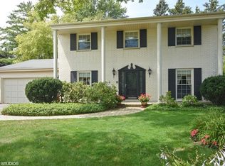 1710 Mountain Ct, Deerfield, IL