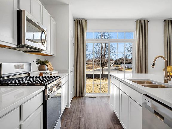 4th image of 277 Charlestowne Lakes Dr