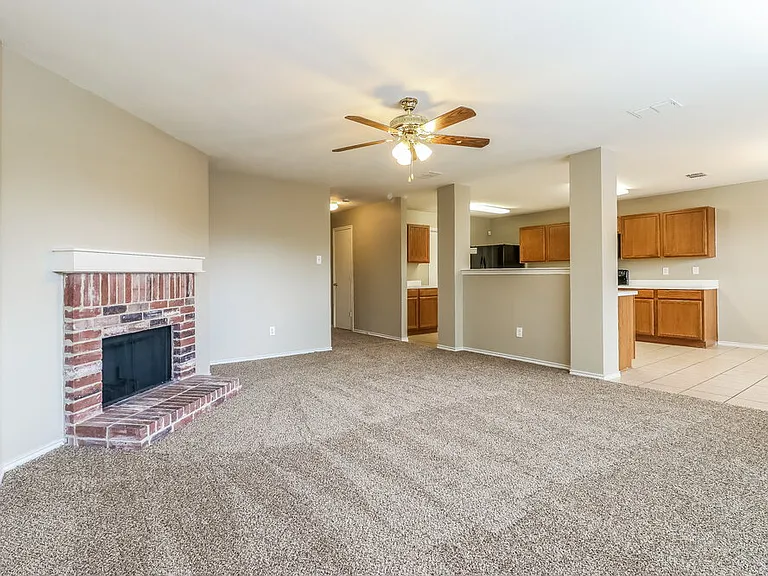 4013 Foxhound Ln — Photo 2