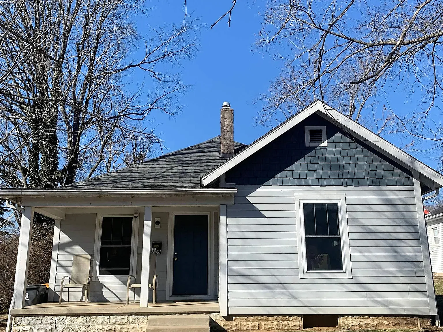 3 bed, 994 sqft, $3,300 — Photo 1