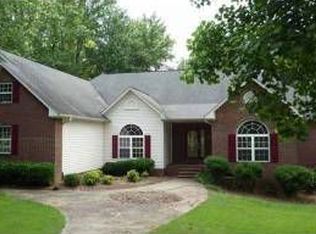 244 Winfield Dr, Spartanburg, SC 29307
