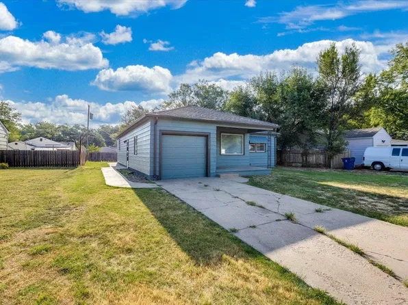1638 S Faulders Ln, Wichita, KS 67218