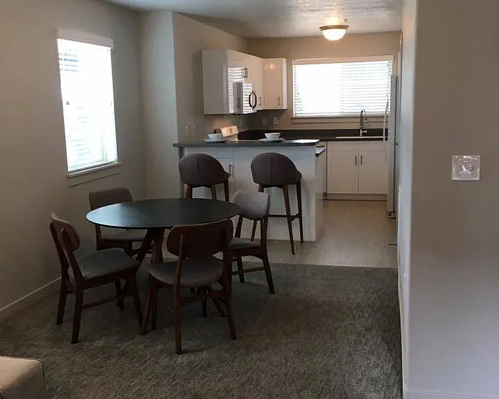 1055 W 1033 N #405-1 — Photo 2