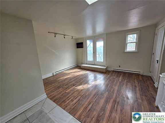 4th image of 241 N 9th St