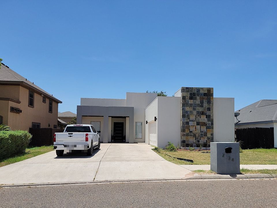 1st image of 2424 Carianna Ave