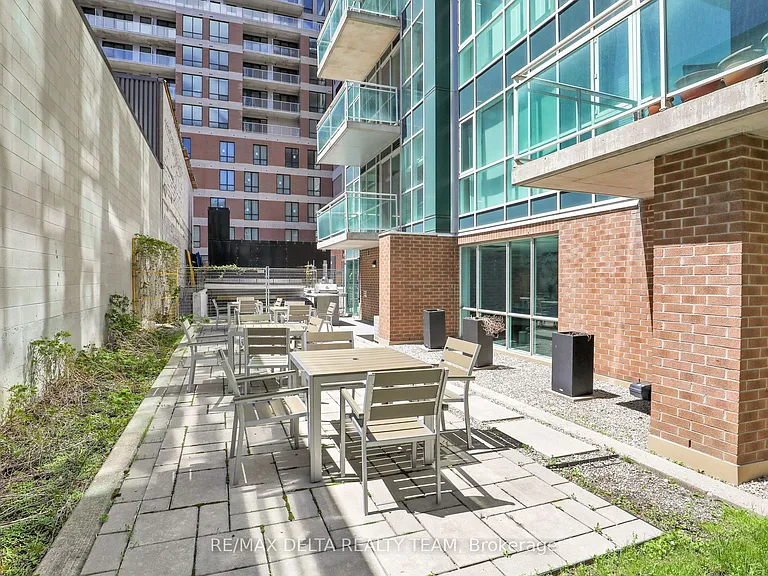 134 York St #205 — Photo 33