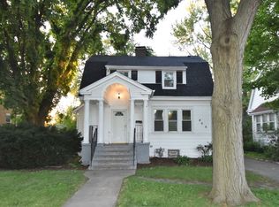 406 Repton Rd, Riverside, IL 60546