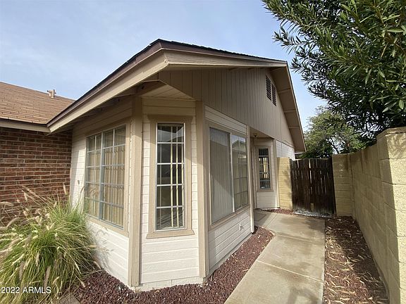3rd image of 8722 W Meadow Dr