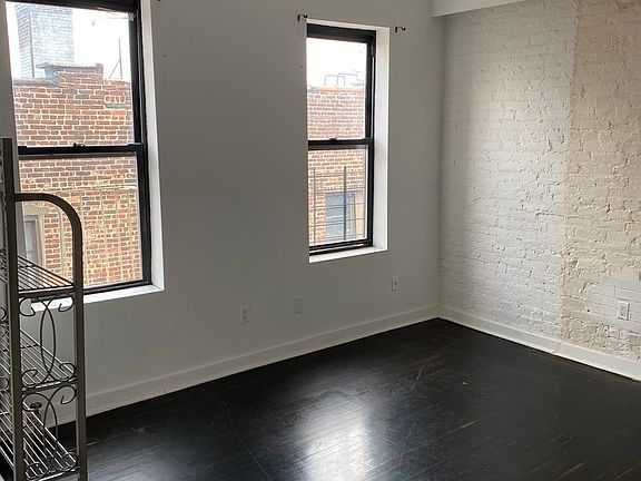 5th image of 5056 Broadway APT 51