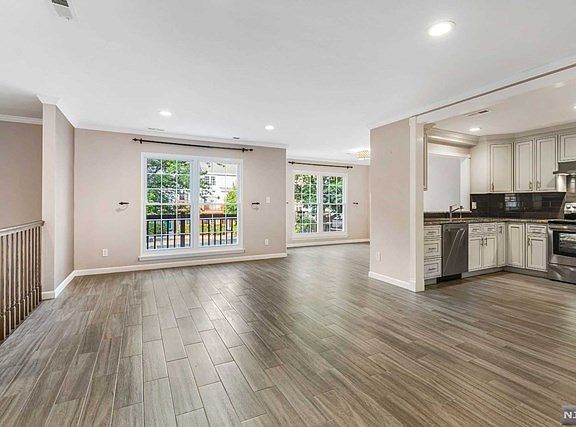 2nd image of 257 Village Circle Dr #2204
