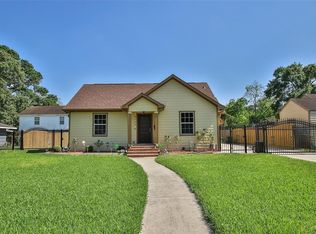 8148 Glenbrook Dr, Houston, TX 77017