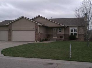 2307 Eastridge St, Goddard, KS 67052