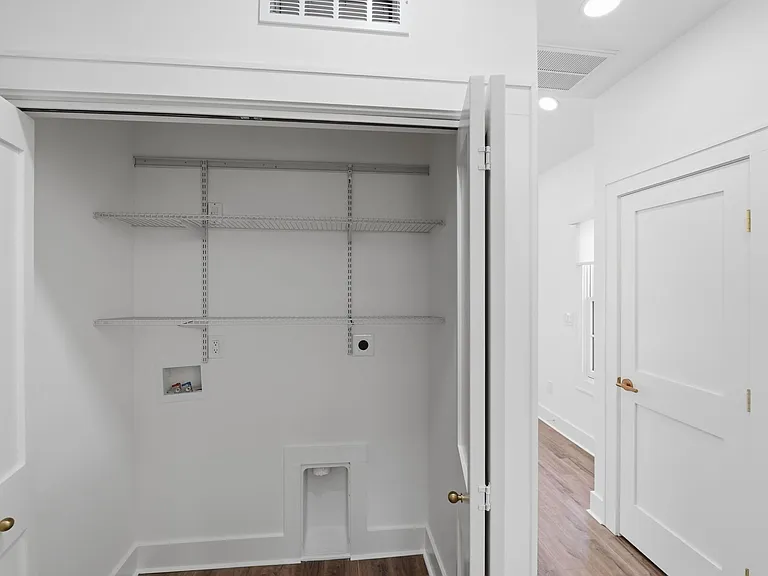 1840 Merriman Ave — Photo 46