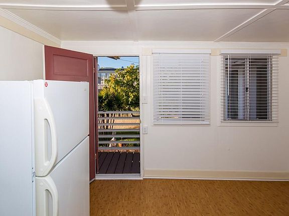 3rd image of 486 3rd St APT 4