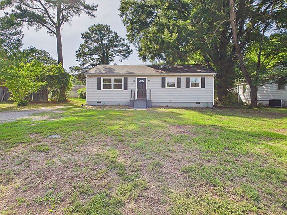 2nd image of 1124 Hollister Ave