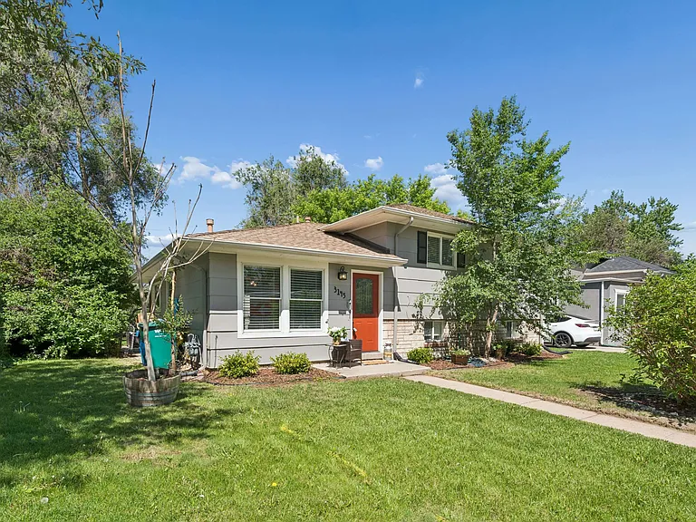 3145 S Fox St — Photo 46