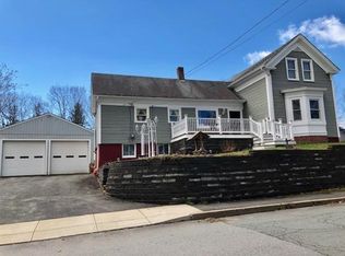 48 King St, Orange, MA 01364