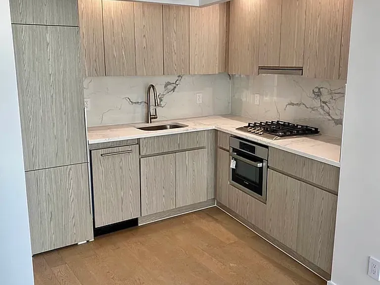 37-26 32nd St #S5N — Photo 8