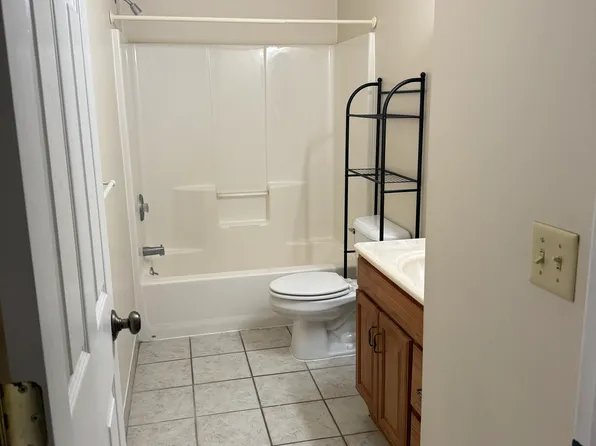 7260 Boynton St Floor 2, Lexington, MI 48450