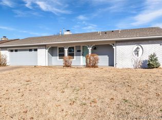 2015 E 52nd St, Tulsa, OK 74105