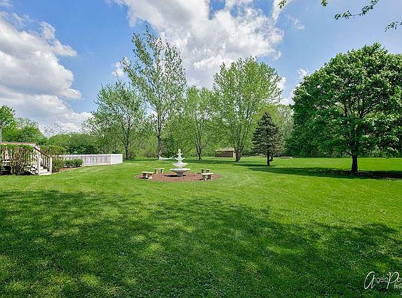 3rd image of 311 Marawood Dr