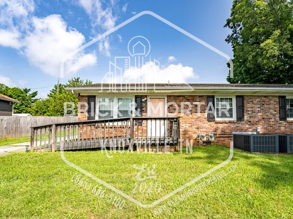 2407 Holbrook Dr, Knoxville, TN 37918