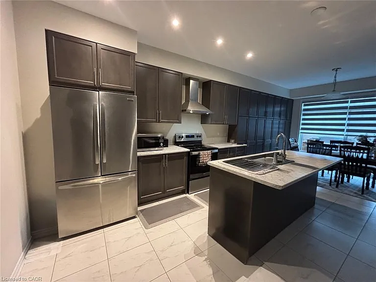 151 Eva Dr — Photo 7