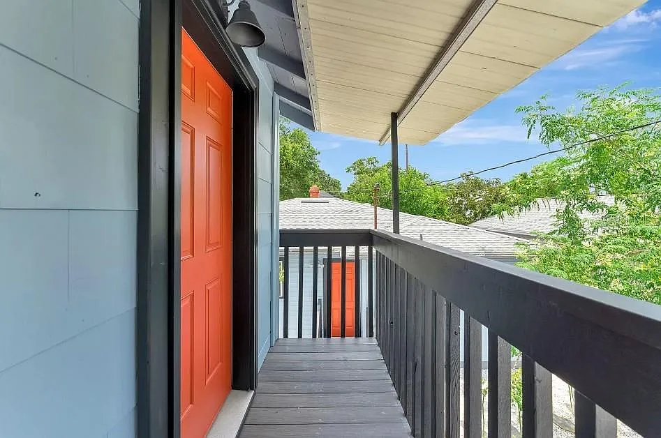 1 bed, 1.0 bath, 600 sqft, $1,900 — Photo 3