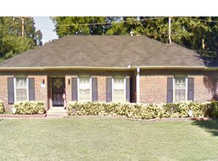 1666 Dorset Dr, Memphis, TN 38117