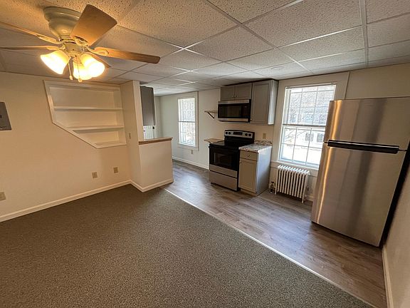 4th image of 14 Myrica Ave #8