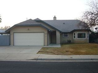 334 W Palo Alto Ave, Clovis, CA 93612